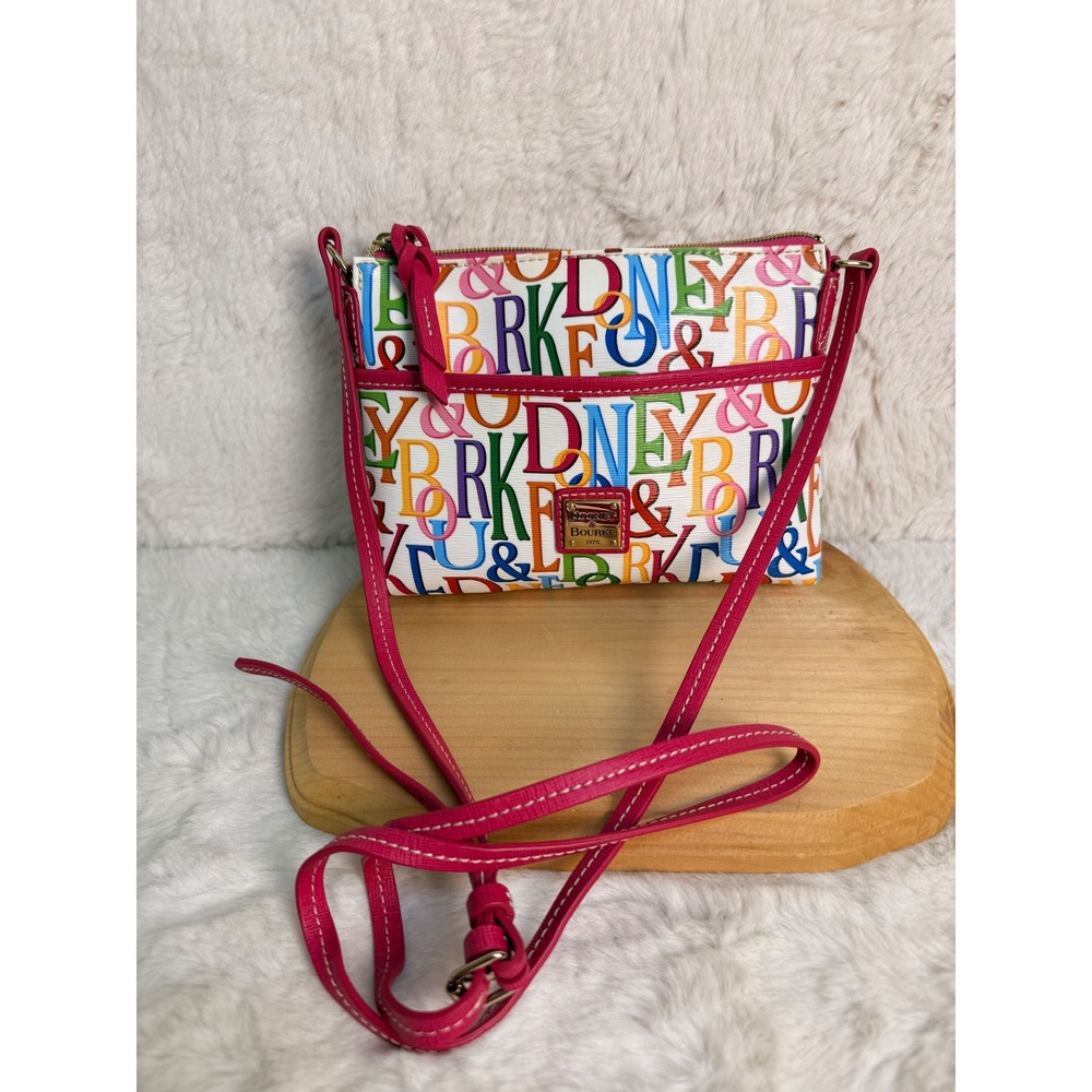 New Dooney & Bourke Ginger Crossbody Bag Multi Color Logo White Pink K9172032